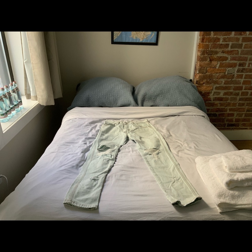 Enslaved jeans,size 32